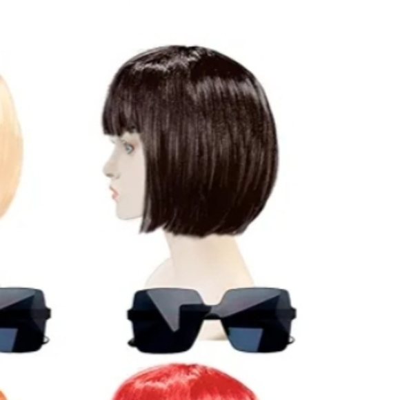 Brown Bob Wig With Sunglasses - Picture 1 of 8